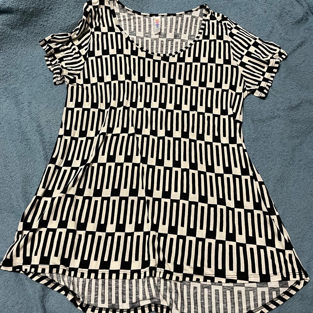 Lularoe classic T